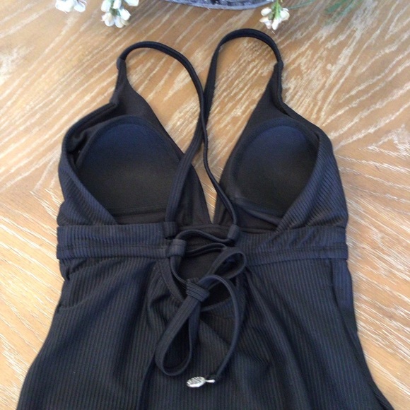 Time And Tru Womens Black Ribbed Plunge X-Back One Piece Swimsuit Size XS - Picture 6 of 10